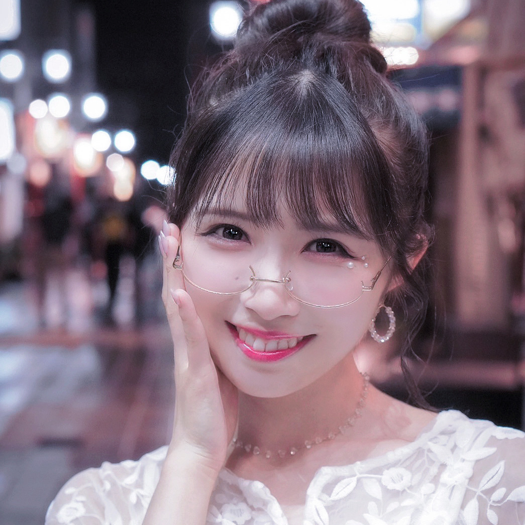 <ruby>希<rp>(</rp><rt>き</rt><rp>)</rp>水<rp>(</rp><rt>すい</rt><rp>)</rp></ruby>しお 近影